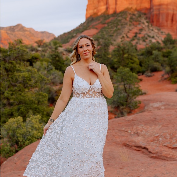 Meet your Posher, Valerie - Picture 7 of 8